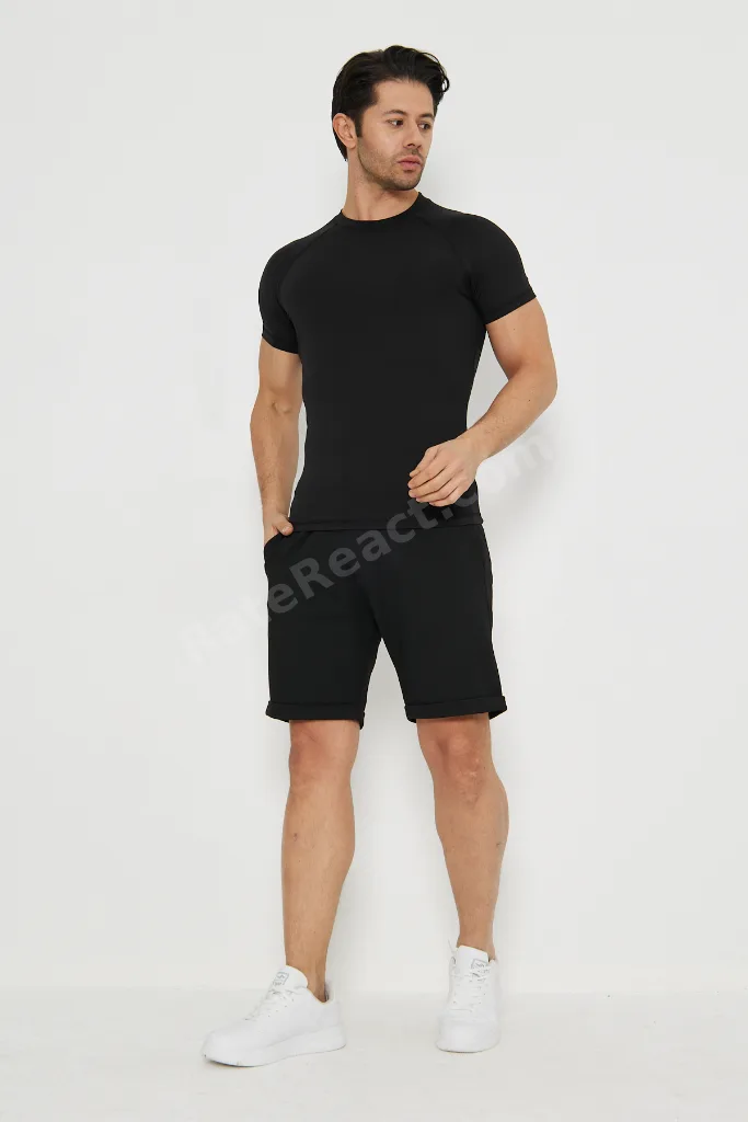 Erkek Siyah Kolları Dar Kesim Compression Gym Fitness Spor T-shirt