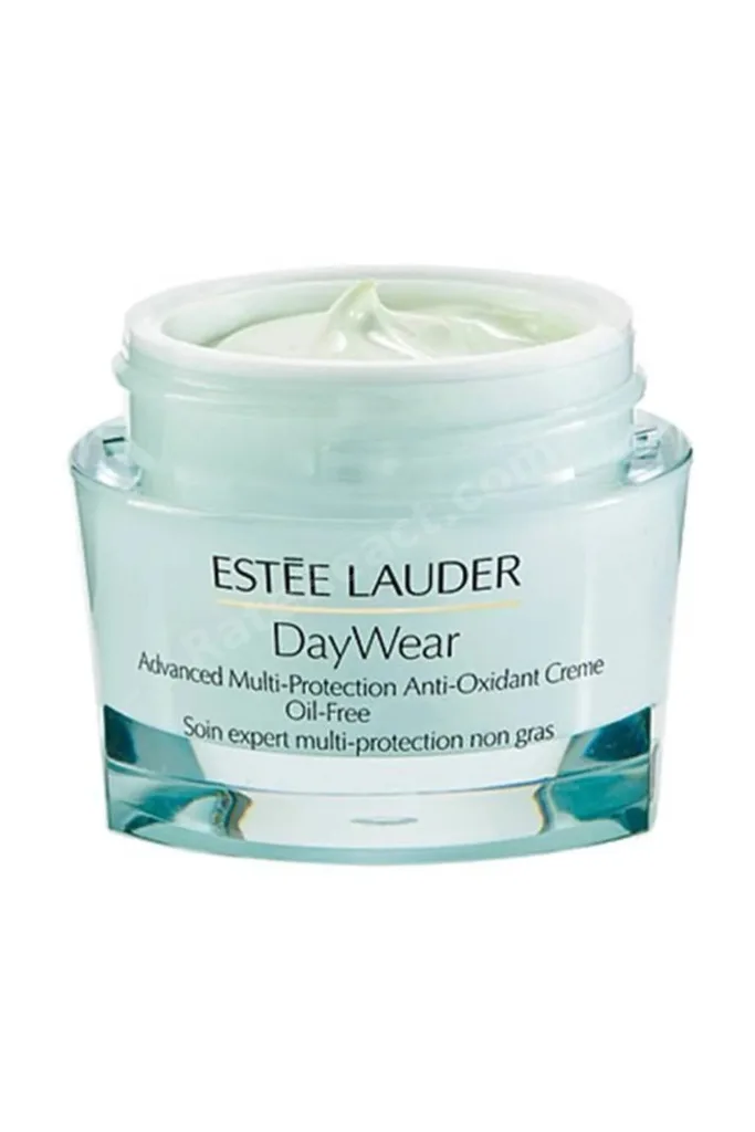 Day Wear 24 Saat ve Anti-Oksidan Etkili Nemlendirici Krem (Normal ve Karma Ciltler İçin) 50ml, SPF15