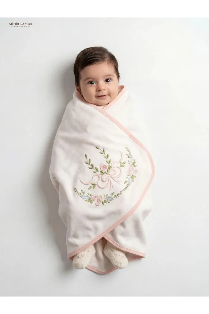 %100 Pamuk Bebek Battaniyesi Flover – Çift Taraflı Yumuşak ve Nefes Alan
