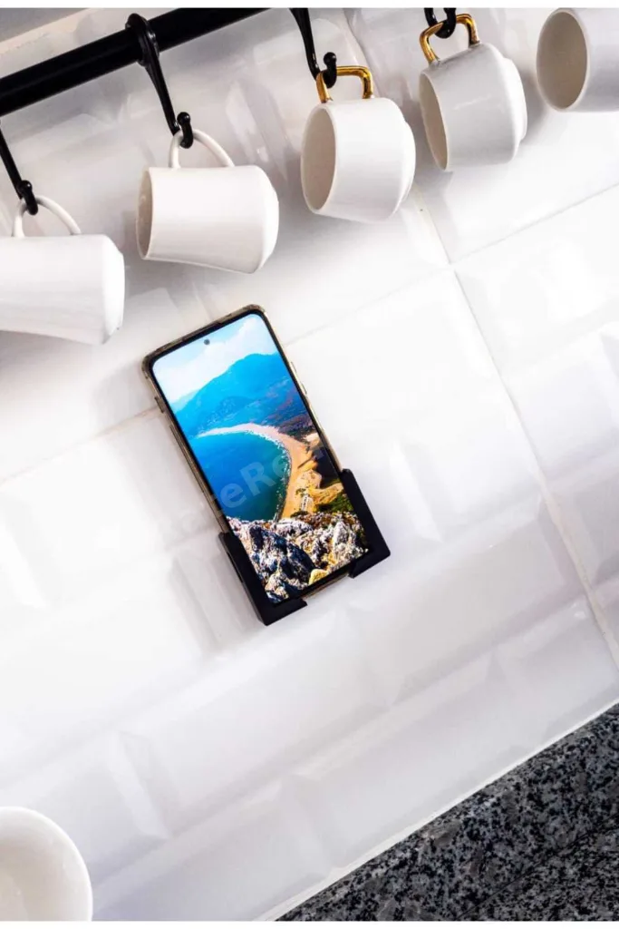 TELEFON TUTACAĞI (Trafiğe uygun)