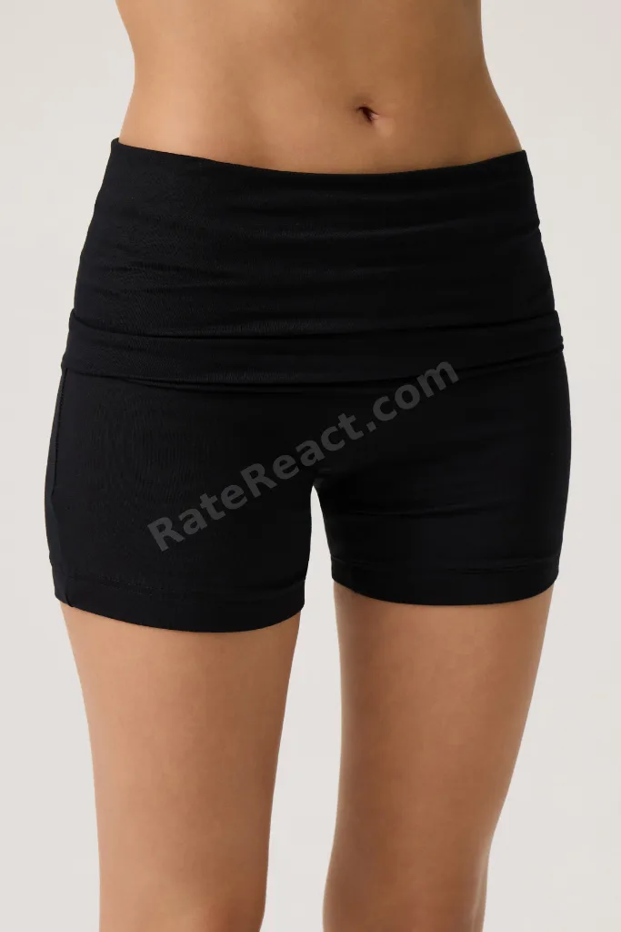 Siyah Katlanabilir Bel Detaylı Şort Lounge Shorts