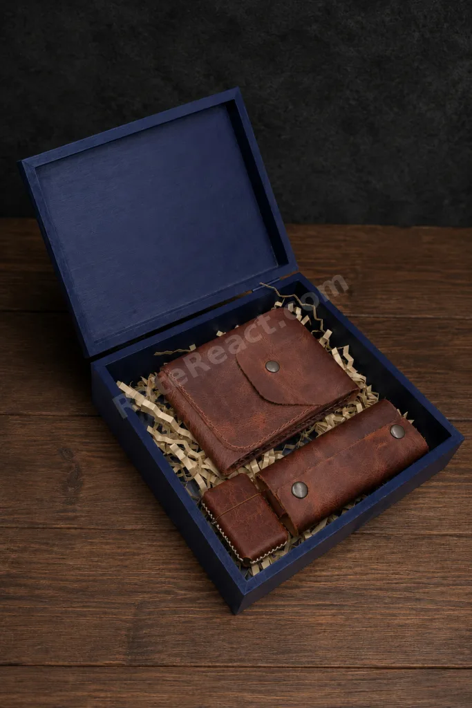 PREMIUM FULL GRAIN HAKİKİ DERİ ERKEK CÜZDAN, ANAHTARLIK VE KILIFI METAL ÇAKMAK HEDİYE SETİ - İSİM BASKISINA UYGUN