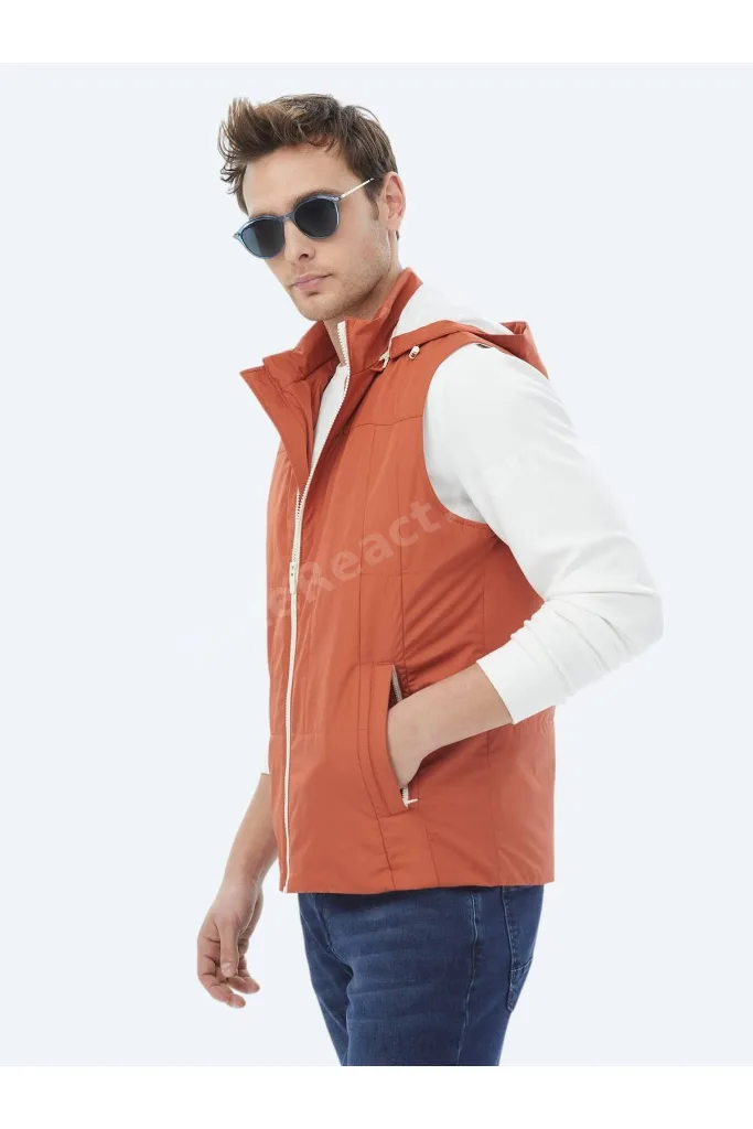 Koyu Turuncu Regular Fit Kapüşonlu Casual Dokuma Spor Yelek
