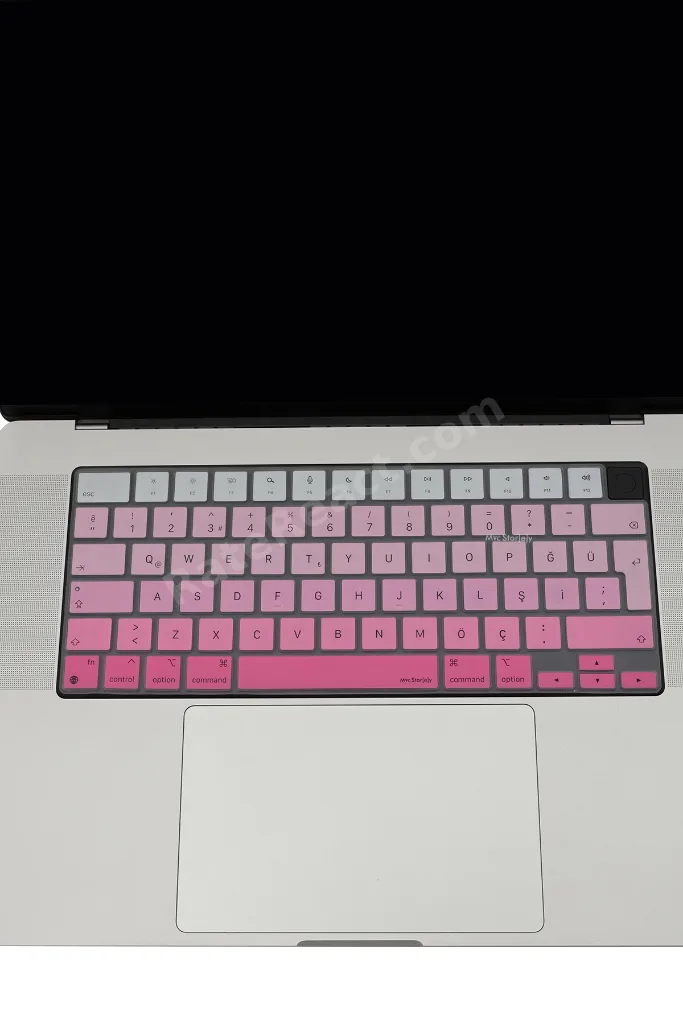 MacBook Kılıf Türkçe‑Q Klavye Koruyucu M5 M4 M3 M2 M1 Silikon Kapak Toz Dökülme Çizilme Karşı Koruma