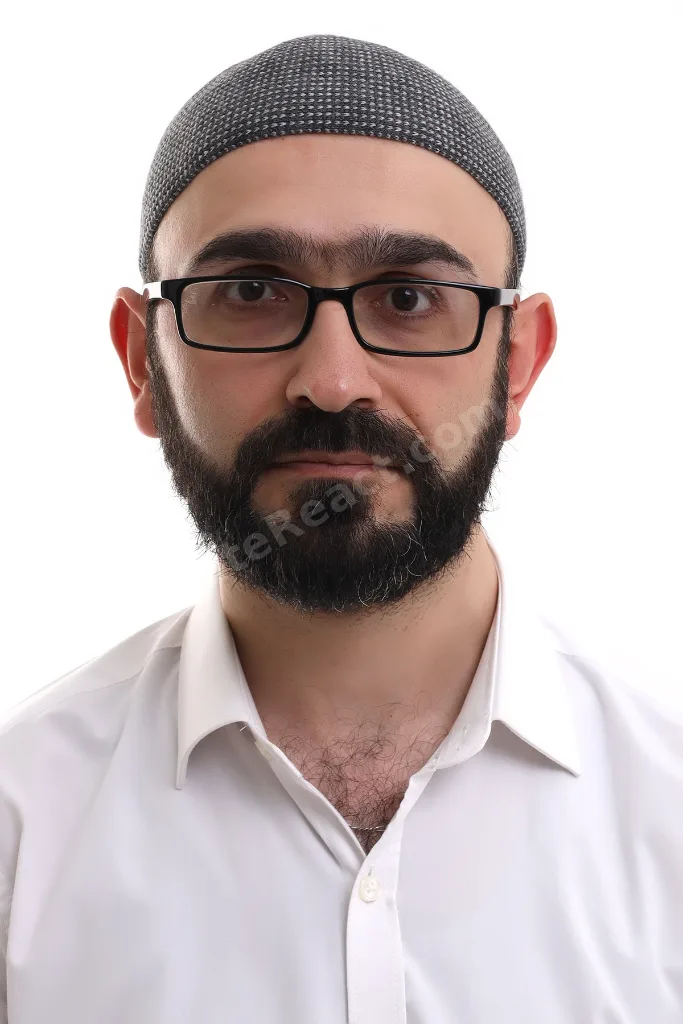 Siyah Kışlık Nokta Desenli Orlon Namaz Takkesi