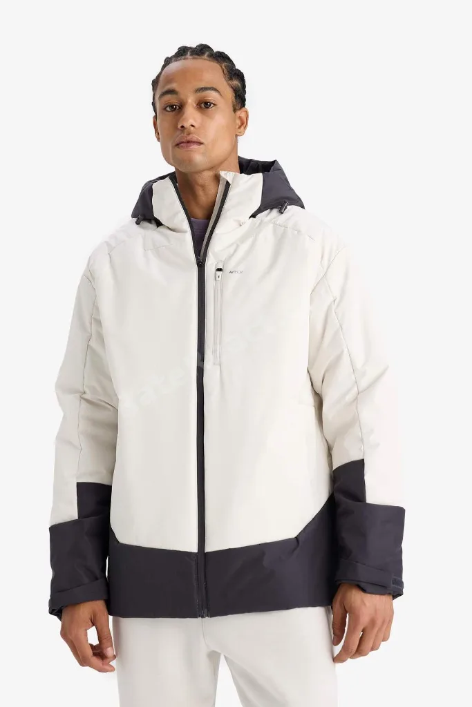 Su İtici Regular Fit Kapüşonlu Fermuarlı Rüzgar Geçirmez Mont E9494AX25AU