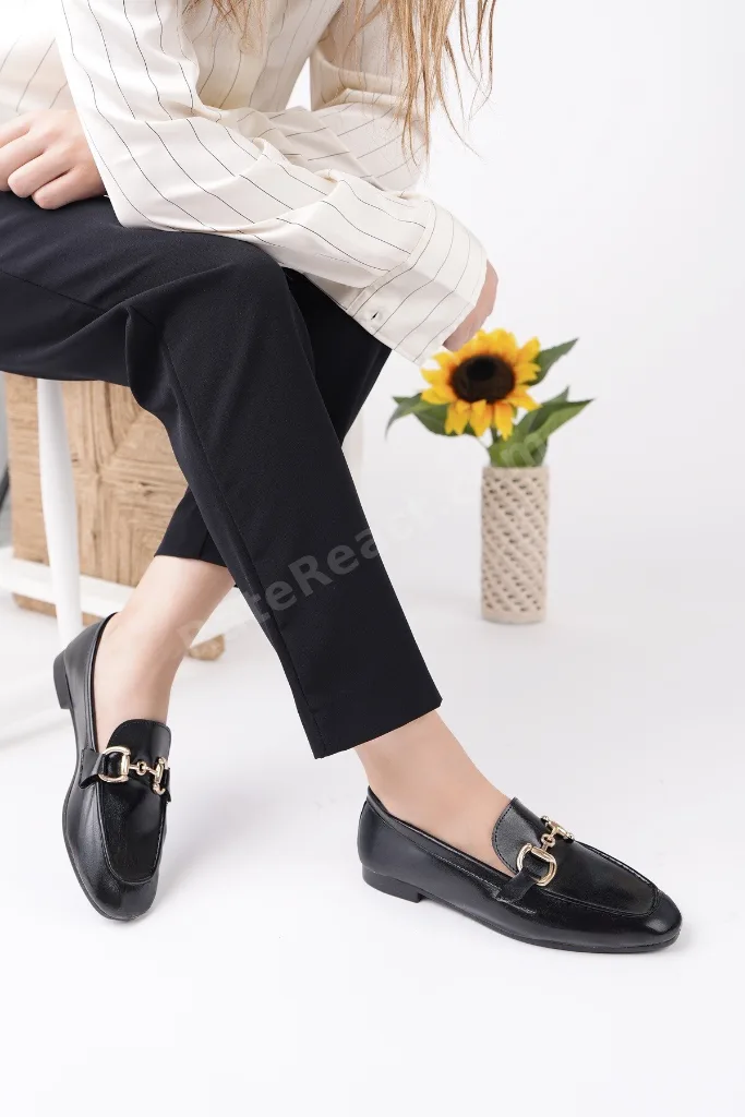 STRİDE Metal Tokalı Kadın Günlük Loafer Ayakkabı