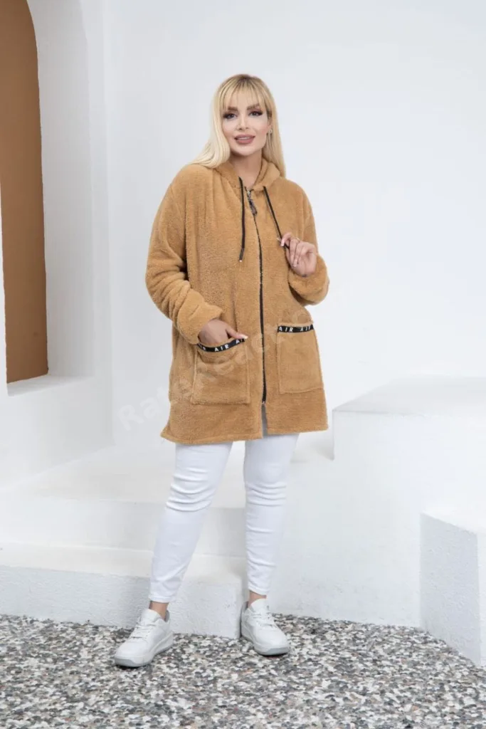BÜYÜK BEDEN LİKRALI YUMUŞAK CEPLİ KAPŞONLU RİBANALI FERMUARLI KIŞLIK TREND PELUŞ POLAR HIRKA