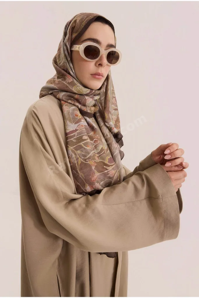 Çin Düğmeli Abaya Vizon