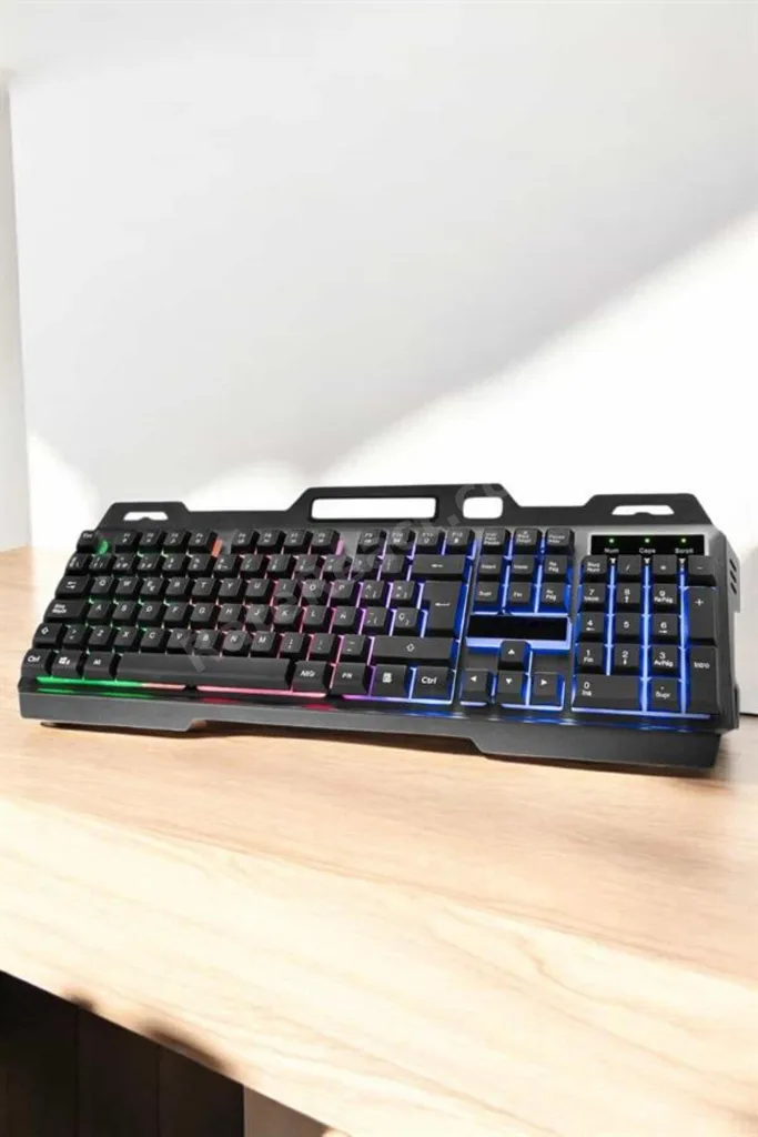 ACONCEPT Led Işıklı Klye Usb Girişli RGB Işıklı Q Klye (03419) Mouse Hediyeli