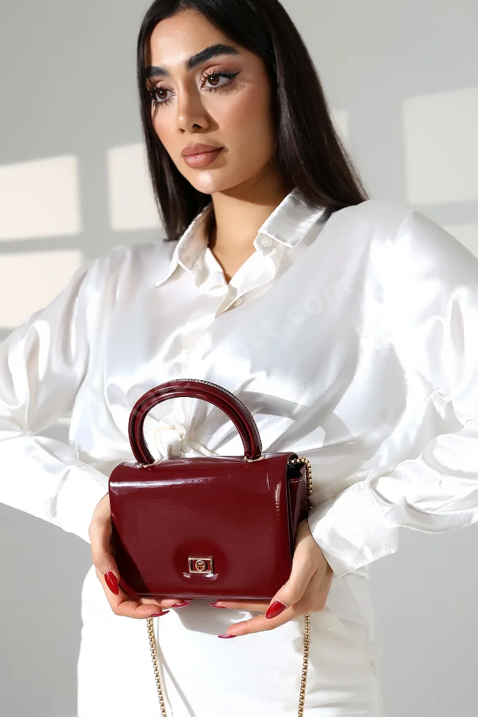 Kadın Mini Kutu Bordo Rugan El Çantası