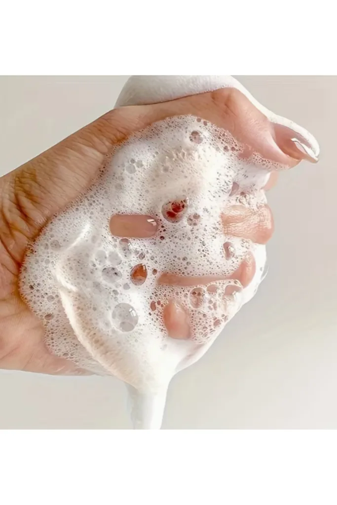 Yüz Temizleme Peeling Süngeri Parmak Geçmeli Yüz Temizleme Sünger 1 ADET