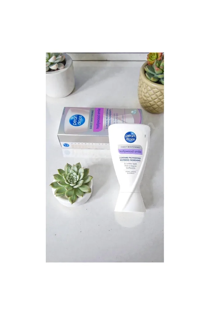 Pearl Drops Hollywood Smile Beyazlatıcı Diş Macunu, Aktif Oksijen ve İnci Tozu İçerikli, SLS