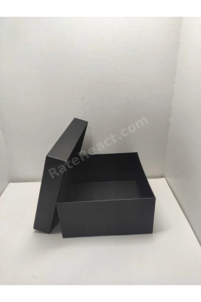 Siyah Kare Kutu Hediyelik Takılık 16x16