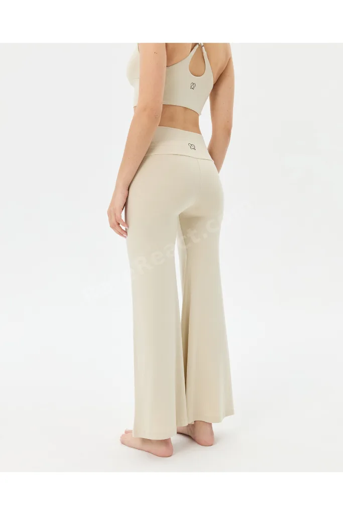 Krem Şortlu Yoga Pantolon İnce Dökümlü Yoga Pantolon
