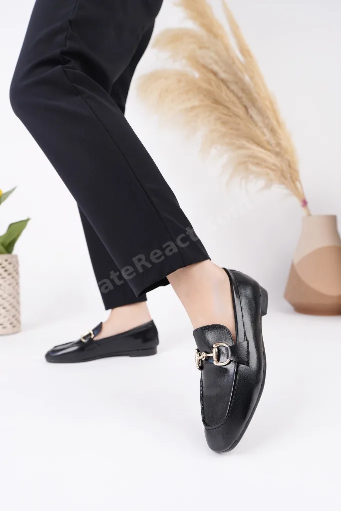 STRİDE Metal Tokalı Kadın Günlük Loafer Ayakkabı