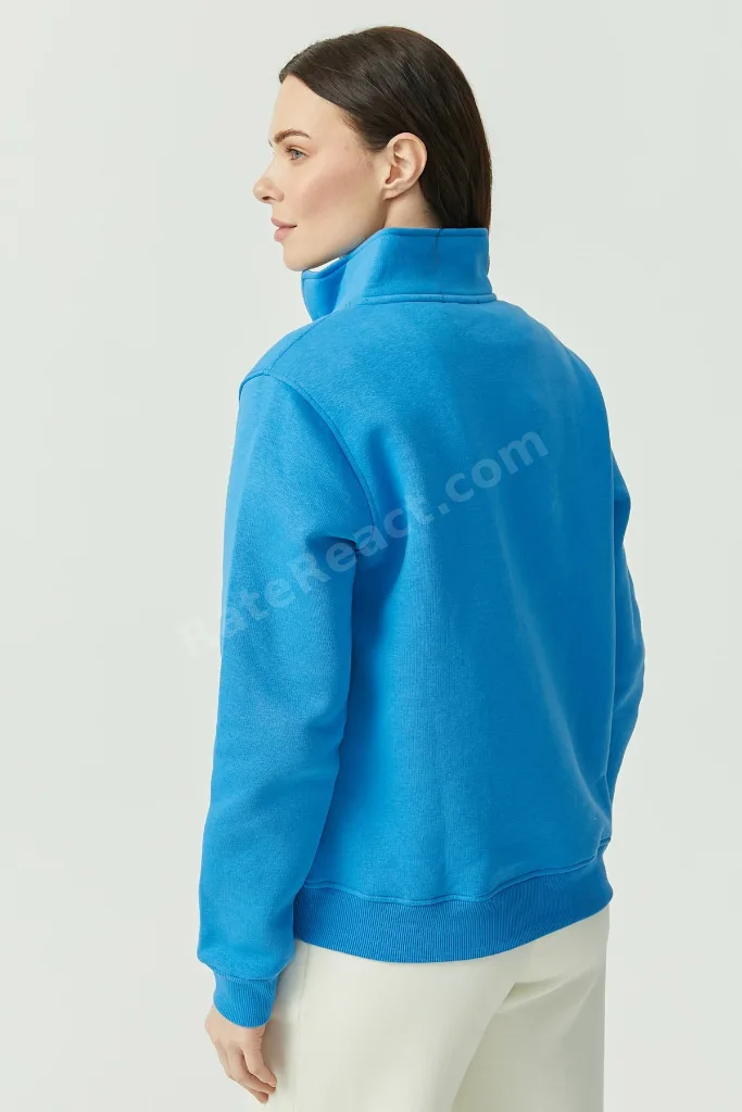 Kadın Yakası Fermuarlı Sweat Üst