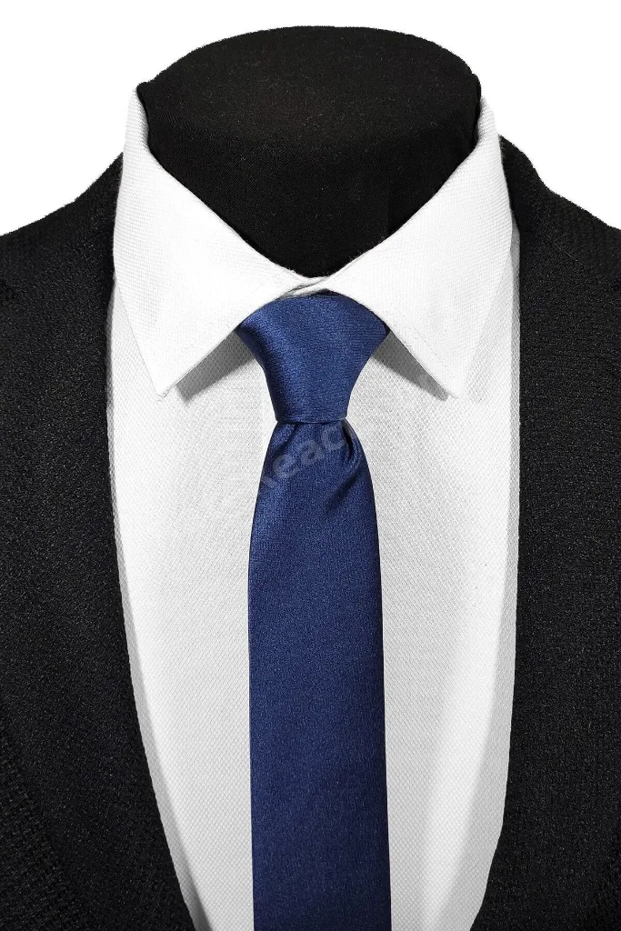 Ekstra Ince Lacivert Renk Düz Slim Fit 4 Cm Genişliğinde Kravat Mendil Seti Slim Fit Dar