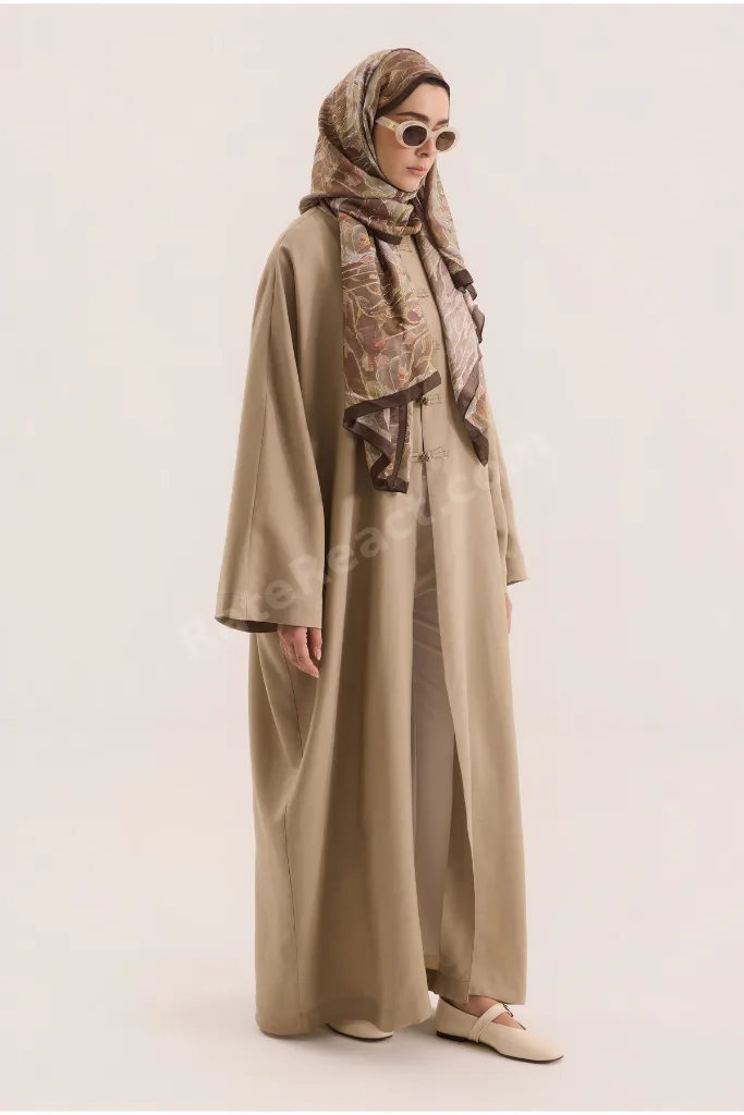 Çin Düğmeli Abaya Vizon