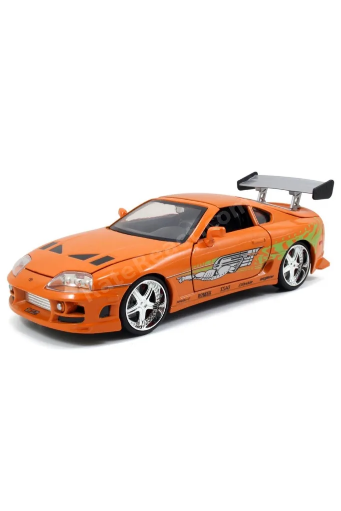 Hızlı ve Öfkeli 1995 Toyota Supra Model Aracı ve Figürü