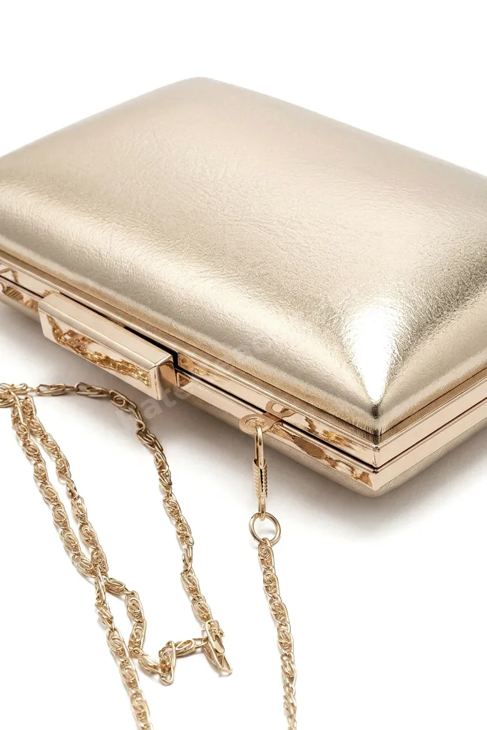 Kadın Abiye Gece Çantası Zincirli Portföy Clutch Düğün Nişan Çantası Doris Altın