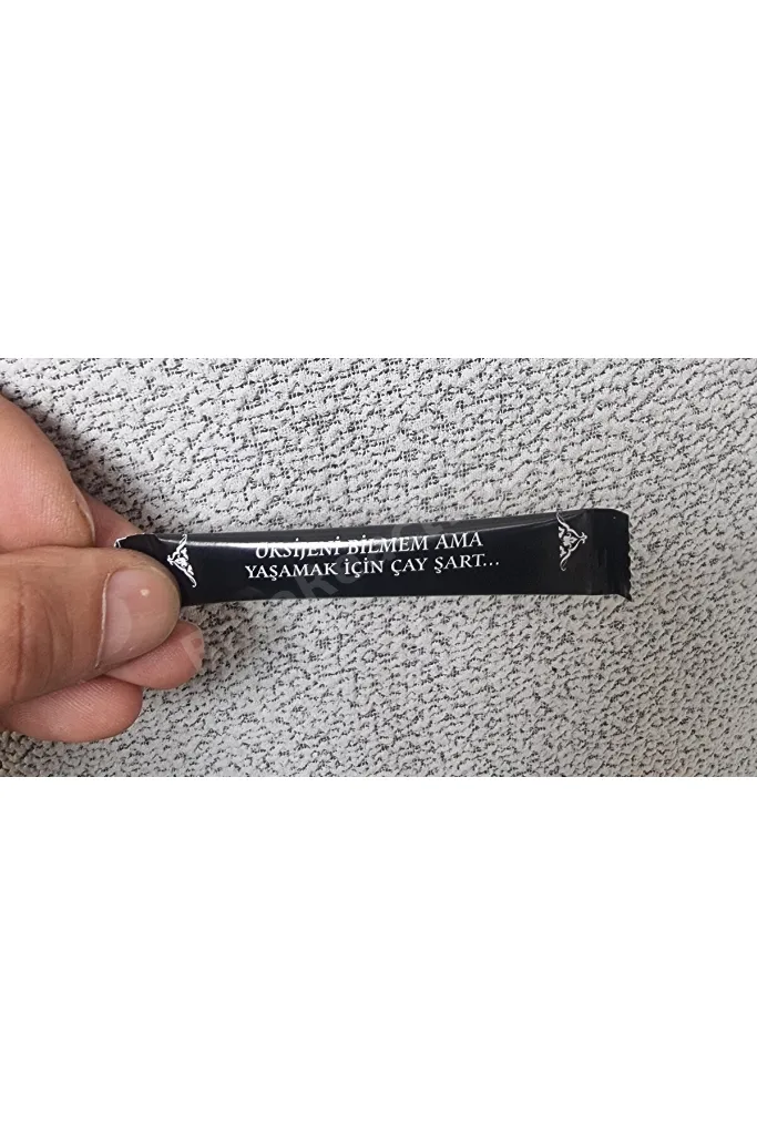 stick toz şeker Esprili Sözler Serisi Siyah Kuşe Ambalaj Net 3 Kg. (3gr.e. X 1000 Adet.e)