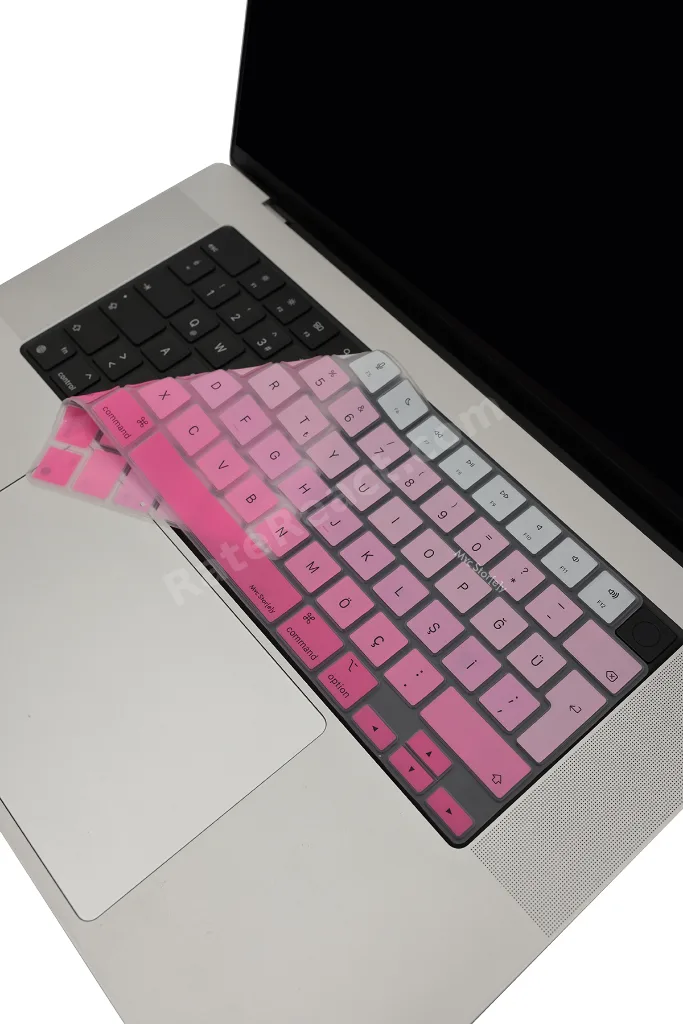 MacBook Kılıf Türkçe‑Q Klavye Koruyucu M5 M4 M3 M2 M1 Silikon Kapak Toz Dökülme Çizilme Karşı Koruma