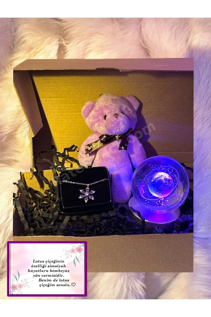 Ayıcık, Lotus Kamelya Çiçeği Kolye ve Satürn Temalı Işıklı  Dolunay 3d Led Işıklı Cam Küre Hediye