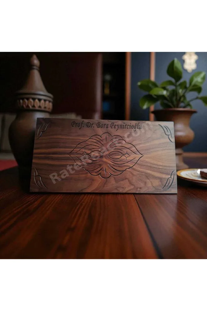 Kişiye Özel Oymalı Büyük Boy Ahşap Masif Tavla Takımı İsme Özel El Yapımı Tavla Takımı - Backgammon