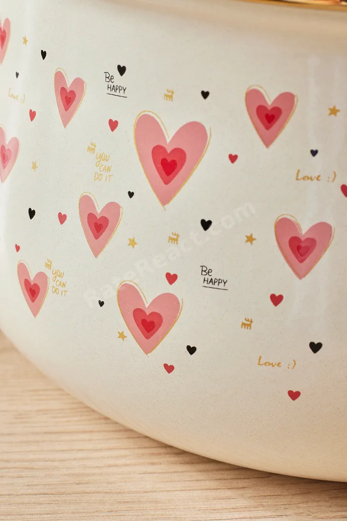 Kalp Detaylı Pink Love Emaye Karnıyarık Tencere 22 cm