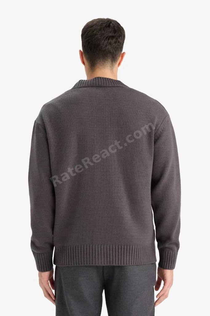 Relax Fit V Yaka Düğmeli Triko Hırka E5343AX25WN