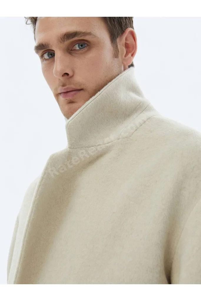 Açık Bej Oversize Fit Kruvaze Yaka Klasik Dokuma Palto