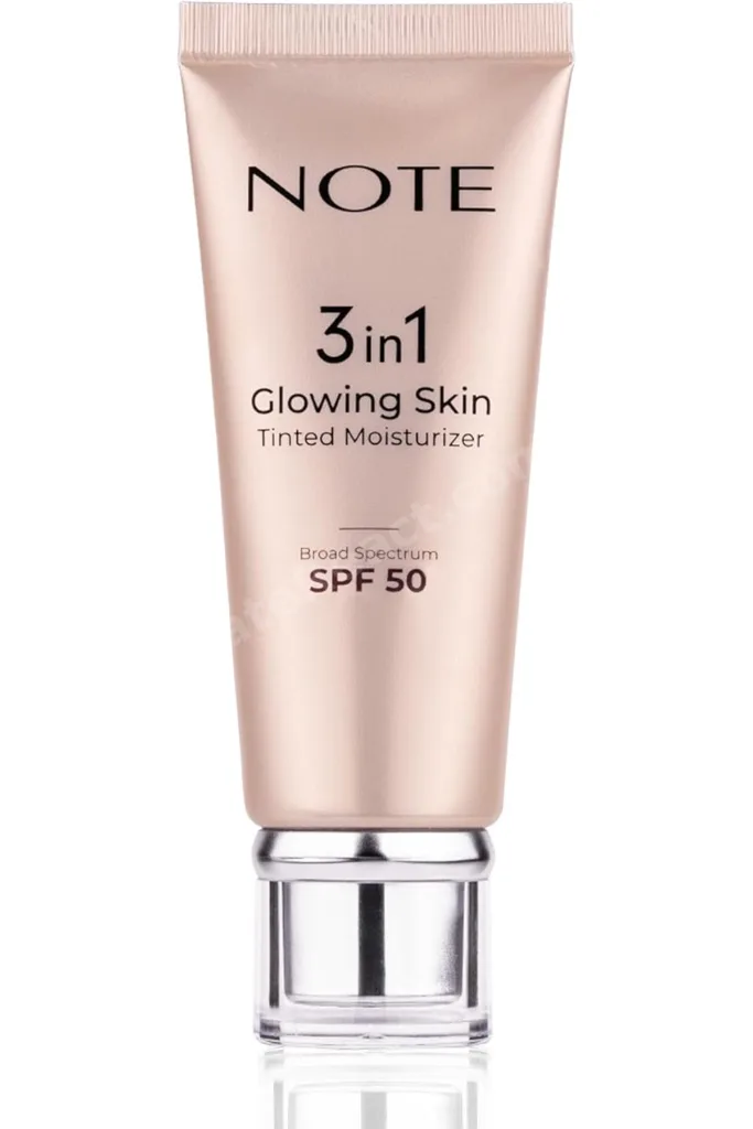 Cosmetics 3 in 1 Glowing Skin Tinted Moisturizer 50 SPF Işıltılı Aydınlatıcı Krem 1219822