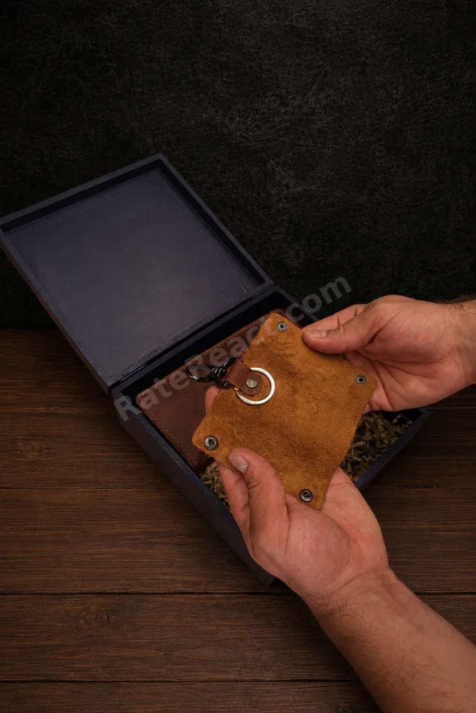 PREMIUM FULL GRAIN HAKİKİ DERİ UZUN ERKEK TELEFON CÜZDANI VE ANAHTALIK HEDİYE SETİ - İSİM BAKISINA UYGUN