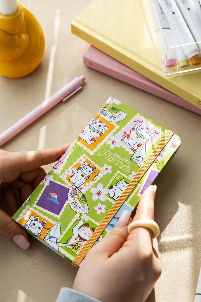 Charm Takılabilen Süresiz Haftalık Planlayıcı Cep Ajanda 9x17 cm Kedili Pul