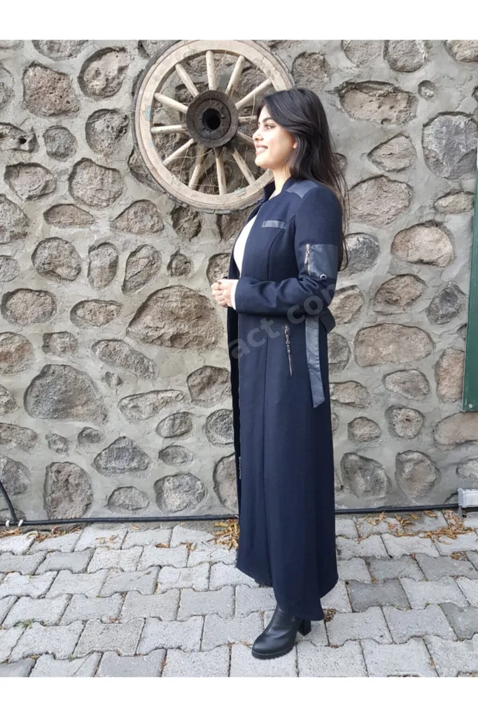 Kadın Lacivert Kaşe Palto