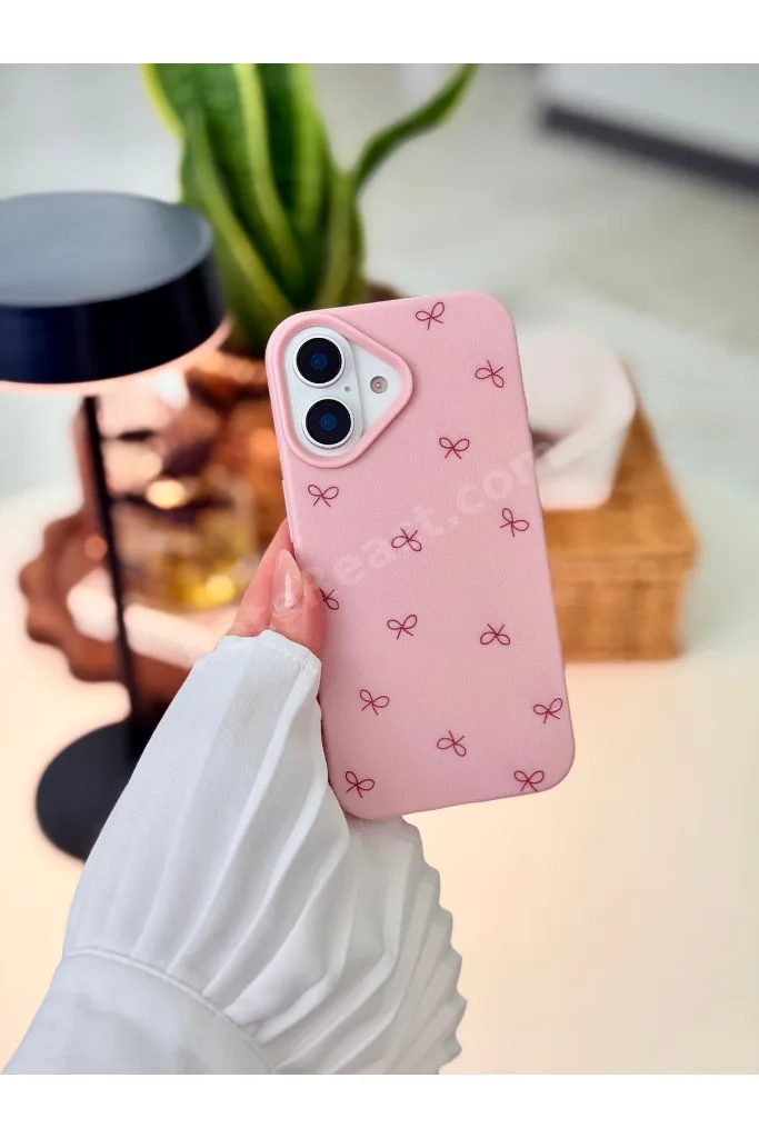 Iphone 16 Uyumlu Baskı Pembe Fiyonk Tasarımlı Esnek Koruyucu Silikon Kılıf