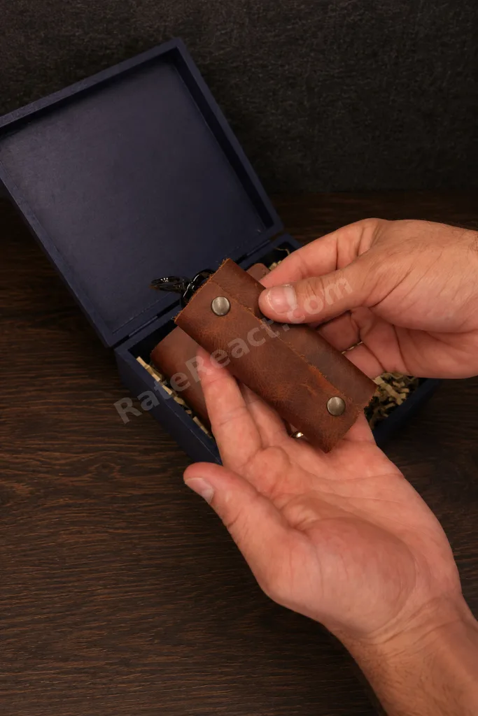 PREMIUM FULL GRAIN HAKİKİ DERİ UZUN ERKEK TELEFON CÜZDANI VE ANAHTALIK HEDİYE SETİ - İSİM BAKISINA UYGUN