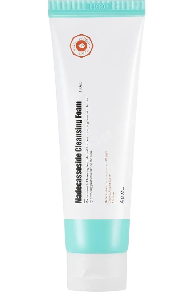 Hassas Ve Yıpranmış Ciltlere Özel Bakım Sunan Yüz Yıkama Köpüğü 130ml Madecassoside Cleansing Foam