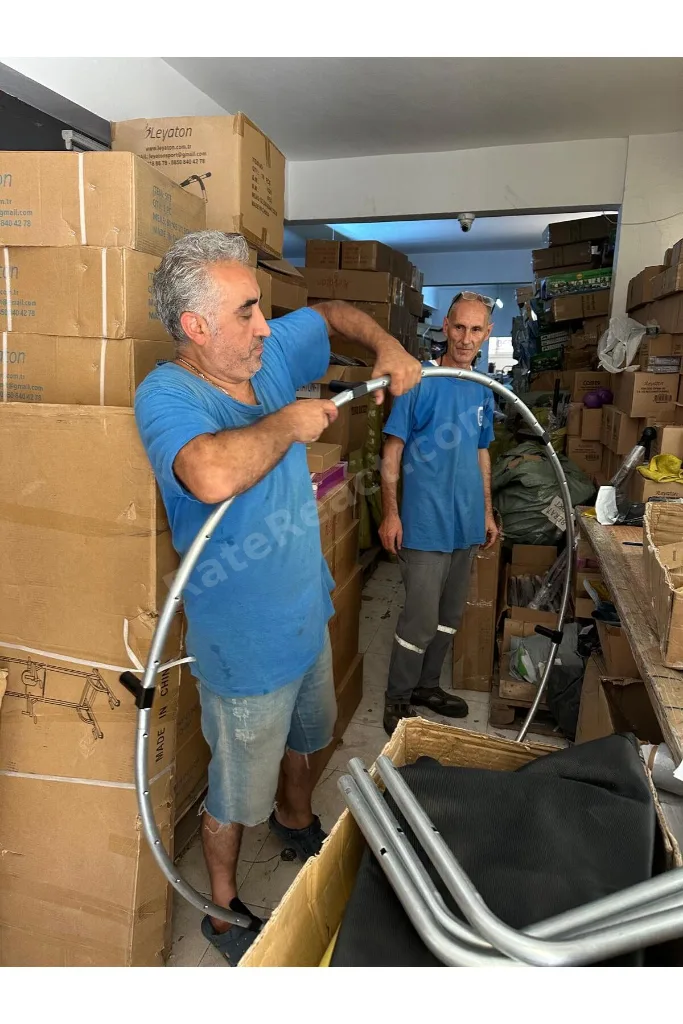 Fileli Büyük Boy Trambolin 140 Cm Çap Kırmızı 100 Kg Taşıma Kapasitesi
