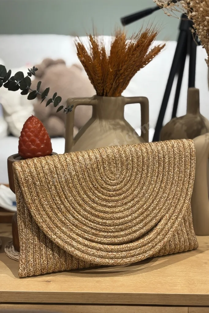 El Geçirme Detaylı Zarf Portföy Clutch Çanta