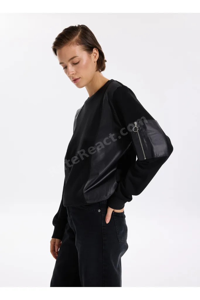 Bisiklet Yaka Siyah Kadın Sweatshırt F3WL-SWT3