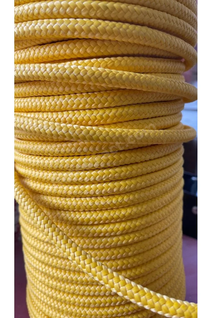 20 Mt Karabinalı 6 Mm Sarı Renk Polyester Içi Dolgulu Dağcılık Kamp Gemici Hamak Iskota Ipi
