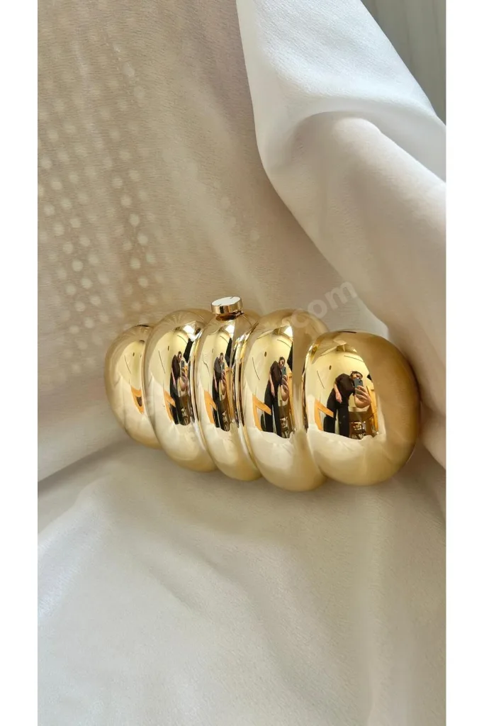 Bulut Model Metal Abiye Çanta