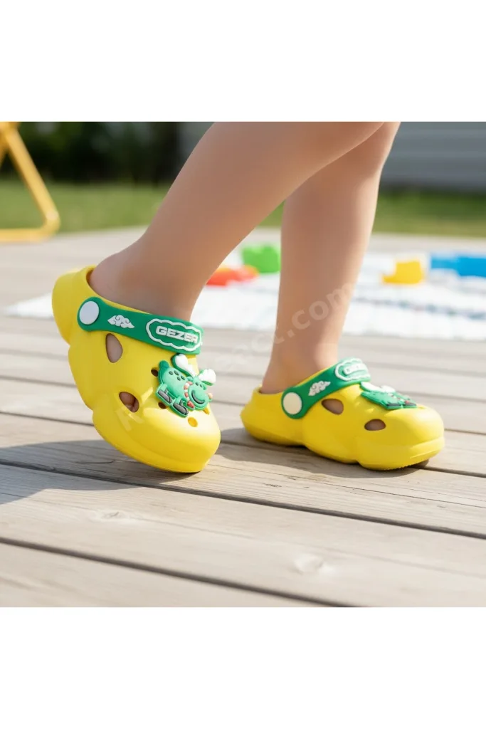ERKEK ÇOCUK BEBE SANDALET TERLİK