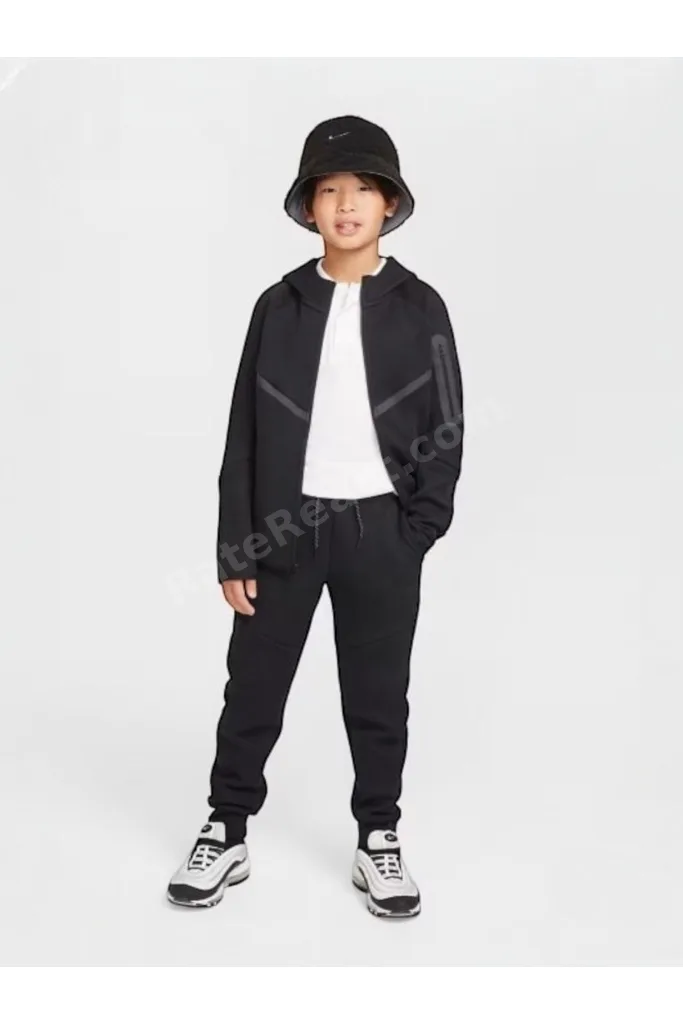 Erkek Çocuk Tech Fleece Takım