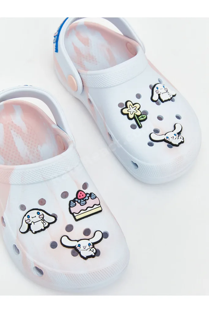 GÜLİS GİYİM'DEN Karışık Cinnamoroll Baskılı Kız Çocuk Plaj Sandaleti