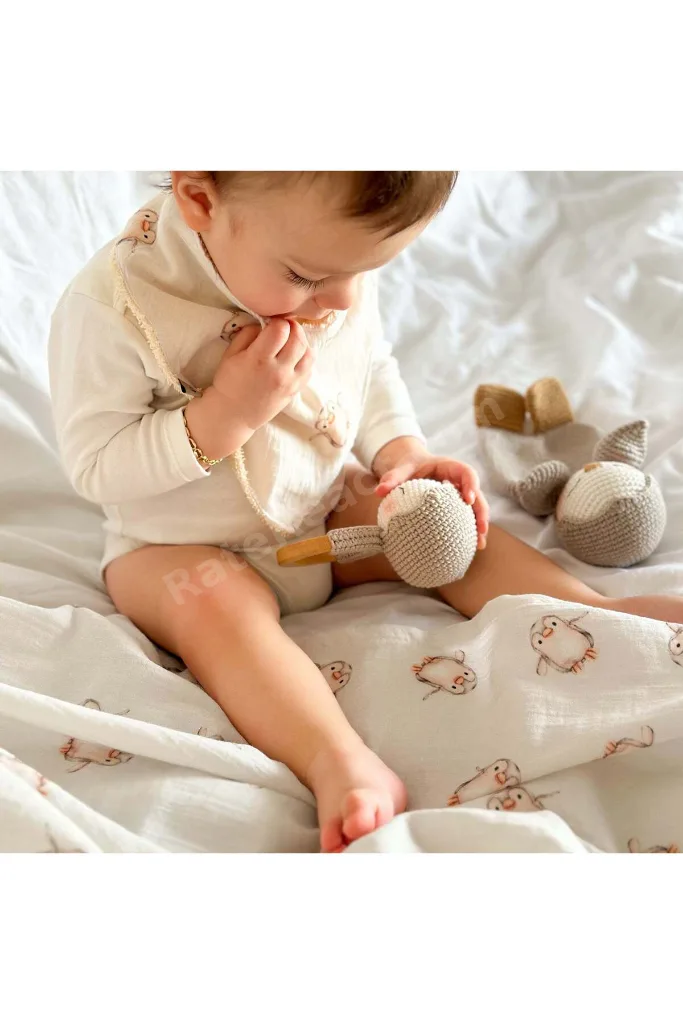Penguen Müslin Deluxe Bebek Seti Battaniye & Uyku Arkadaşı