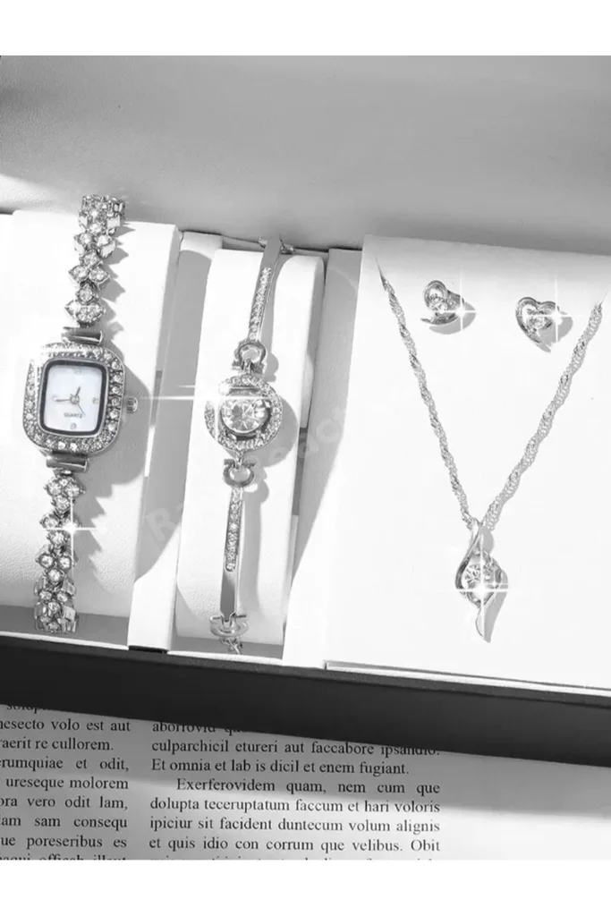 Gümüş Renk Vintage Taşlı Kol Saati