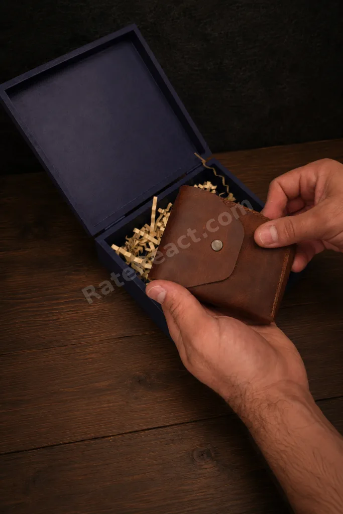 PREMIUM FULL GRAIN HAKİKİ DERİ ERKEK CÜZDAN, ANAHTARLIK VE KILIFI METAL ÇAKMAK HEDİYE SETİ - İSİM BASKISINA UYGUN